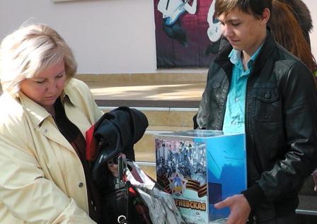 Более 10 тысяч георгиевских ленточек раздадут тбилисцам