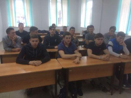 В библиотеке провели слайд-викторину «Легендарный казачий кавалерийский корпус» для студентов