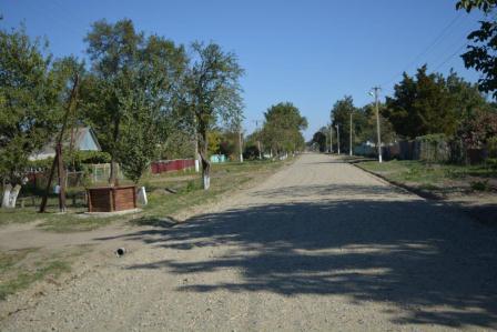 В Новопеховском по улице Волкова отремонтировали дорогу