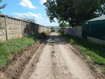 В Тбилисской прогрейдировали дороги еще на трех улицах и переулке