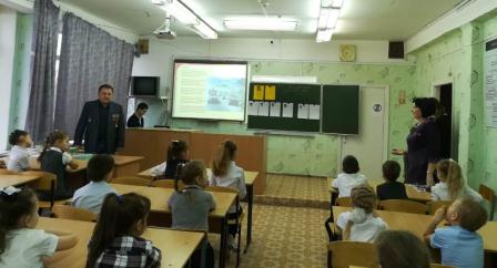 В шестой школе прошли Уроки мужества, посвященные 30-летию вывода советских войск из Афганистана