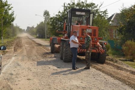 В Ванновском ремонтируют дорогу на улице Новой