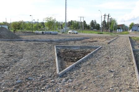 Евгений Ильин продолжает контролировать строительство спортивного комплекса