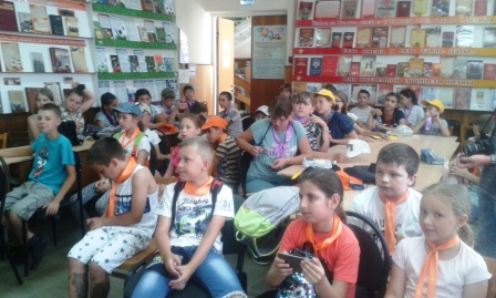 В детской библиотеке