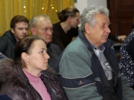 Евгений Ильин провел встречу с жителями