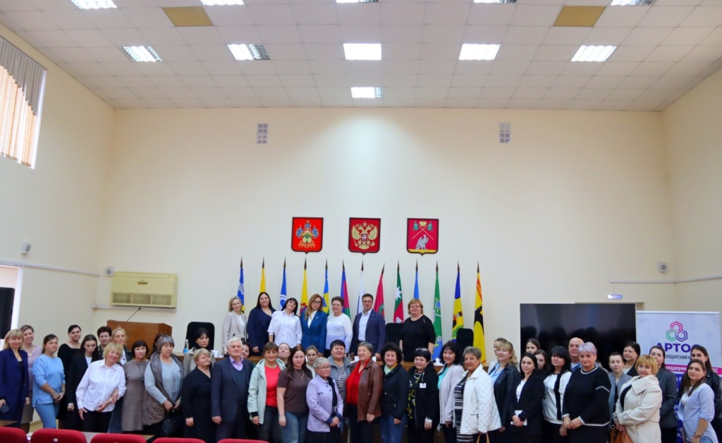 Состоялось выездное совещание Ассоциации развития территорий и общественного самоуправления Краснодарского края