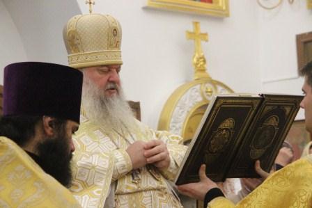 В храме Андрея Первозванного отмечают престольный праздник