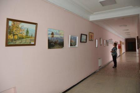 В Тбилисской открылась выставка изобразительного искусства