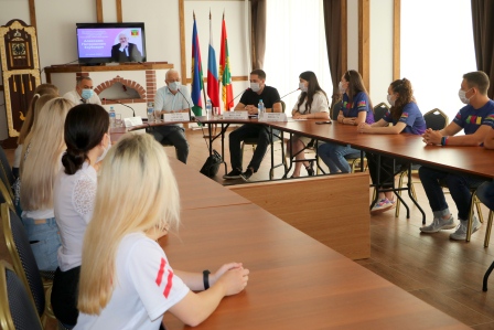 С рабочей поездкой Тбилисский район 30 июня 2021 года посетил депутат Госдумы Алексей Езубов