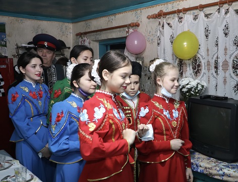 Жительница Тбилисского района отмечает вековой юбилей 