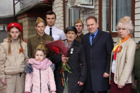 Тбилисским ветеранам вручают медали в честь 75-летия Победы