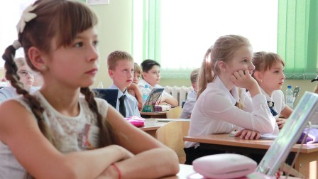 В тбилисских школах прошли уроки, посвященные 75-летию окончания Второй мировой войны