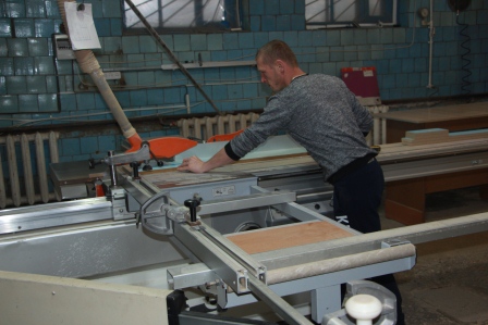 Глава района посетил предприятие по производству мебели