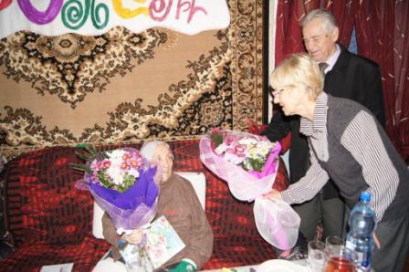 Поздравление ветерана с 90-летним юбилеем