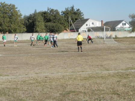 Соревнования по футболу