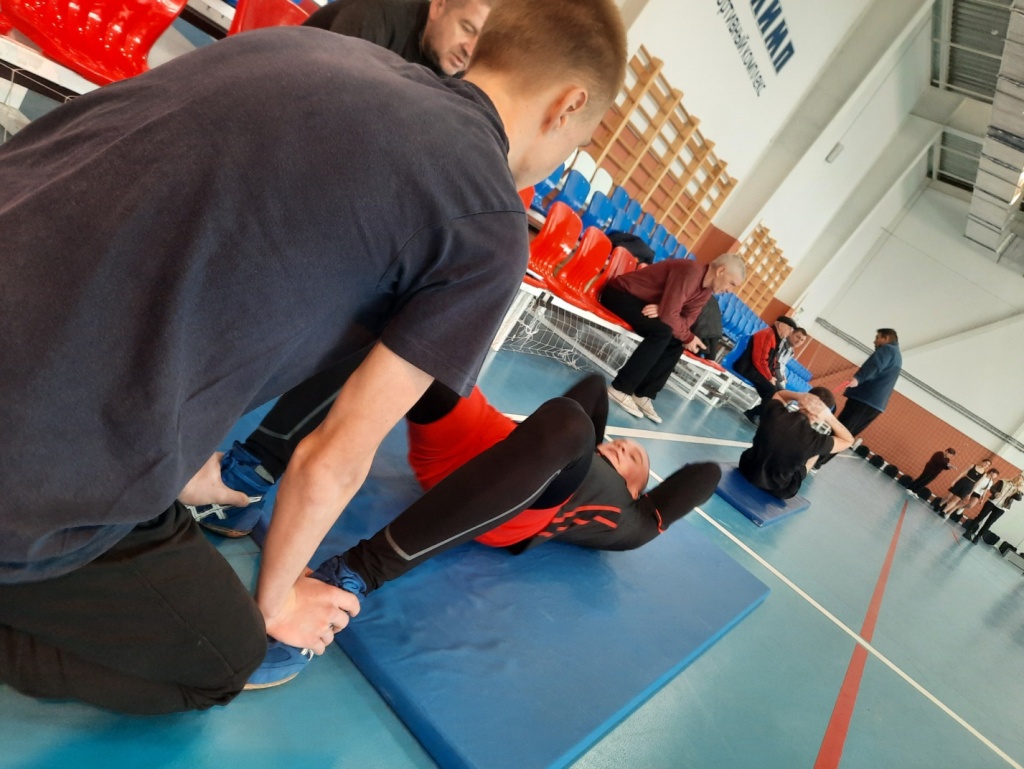 Сдаем нормативы комплекса ГТО Сдаем нормативы комплекса ГТО