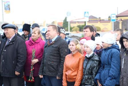 Состоялось открытие памятной доски почетному жителю Тбилисского района Алексею Дмитриенко