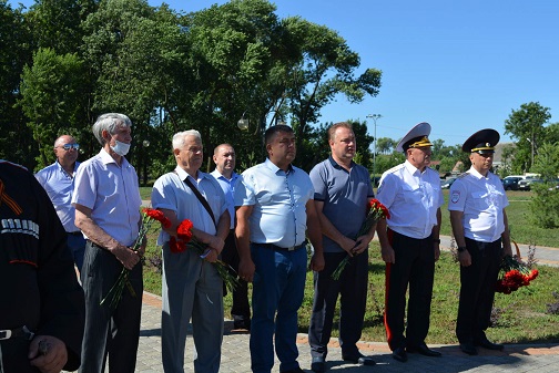 В Тбилисском районе открыли памятник погибшим сотрудникам милиции