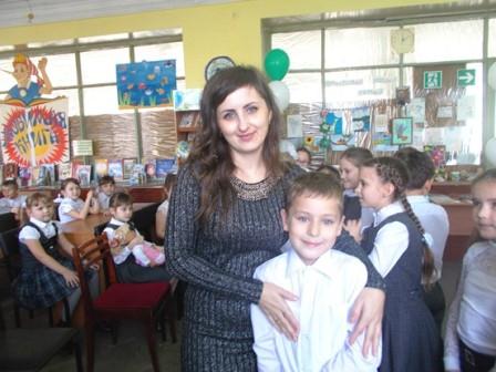 20 ноября прошёл литературный праздник «Земля красива добротою мам»