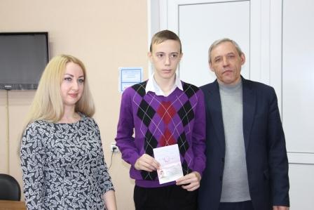 9 тбилисцев получили паспорта Российской Федерации