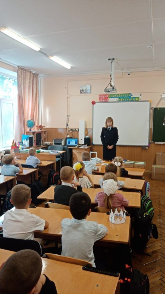 В Тбилисском районе проходят уроки безопасности для школьников
