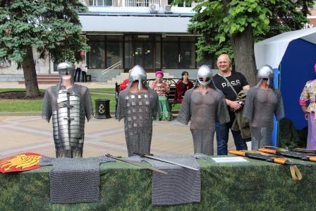 Ветераны из Тбилисского района приняли участие в праздничном концерте в Краснодаре