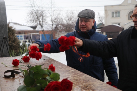 В Тбилисском районе почтили память защитников Отечества