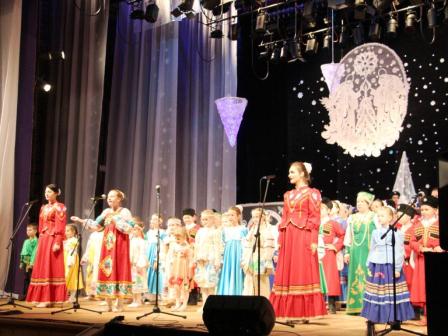 В Тбилисской фестиваль «Рождественская звезда» собрал более 800 участников