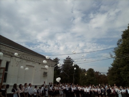 Районная библиотека для учеников средней школы №1 станицы Тбилисской провела беседу