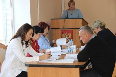 В администрации Тбилисского района прошла очередная сессия Совета