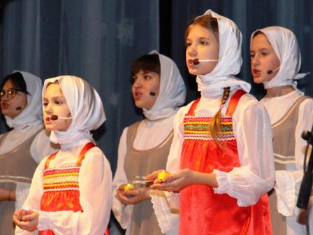 В Тбилисской фестиваль «Рождественская звезда» собрал более 800 участников