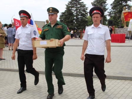 Тбилисский района присоединился к всероссийской акции «Горсть памяти»