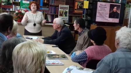 В районной библиотеке прошло заседание клуба «Серебряные струны»