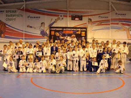 70 медалей завоевали тбилисцы на турнире по джиу-джитсу