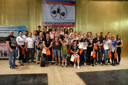 В Тбилисском районе прошел открытый Кубок Краснодарского края по пауэрлифтингу