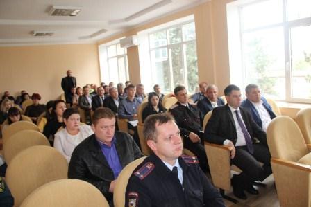 Работу отдела по делам несовершеннолетних оценили на планерном совещании