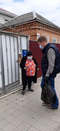 Тбилисский волонтерский центр объединил усилия желающих помочь