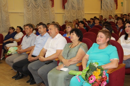 Социальных работников поздравили с профессиональным праздником