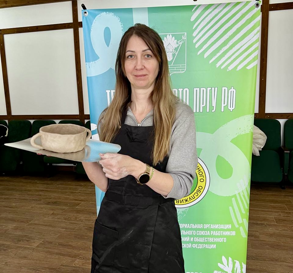 Состоялся очередной мастер-класс по лепке из глины!