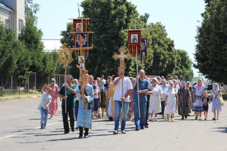 В День святых Петра и Февронии состоялся крестный ход 