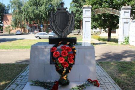 Память сотрудников милиции, погибших при исполнении служебных обязанностей, почтили в Тбилисском районе