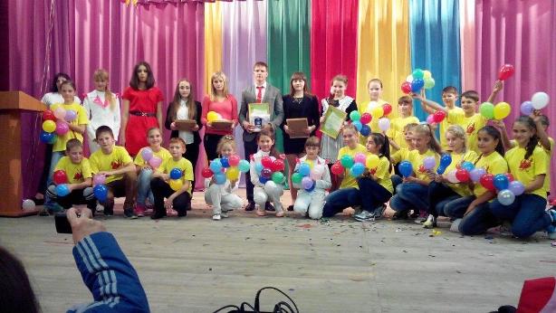 Глава Тбилисской поздравил школьных лидеров