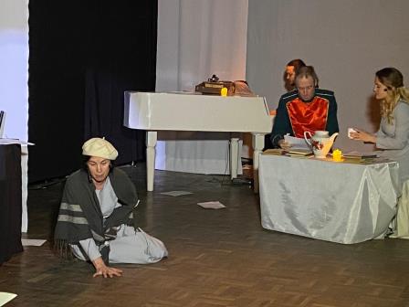 В центре «ТЮЗ» прошел урок, посвященный творчеству поэтессы Марины Цветаевой