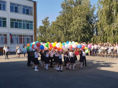 В школах Тбилисского района прозвенел первый звонок