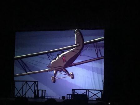 Тбилисским школьникам показали спектакль «Ночные ведьмы»