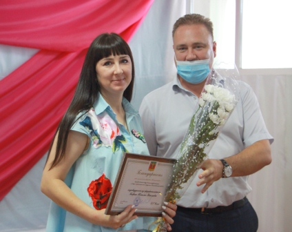 В Тбилисском районе работников торговли поздравили с профессиональным праздником