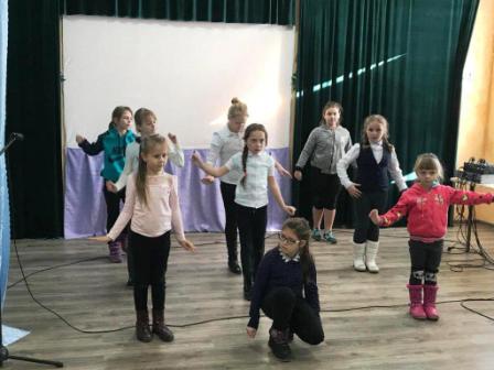 Час искусств прошел в Ловлинской