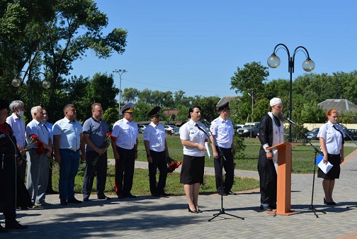 В Тбилисском районе открыли памятник погибшим сотрудникам милиции