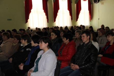 Евгений Ильин принял участие в сессии Совета Ванновского поселения