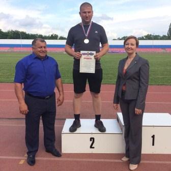 Тбилисец занял второе место в гиревом спорте на Спартакиаде трудящихся 